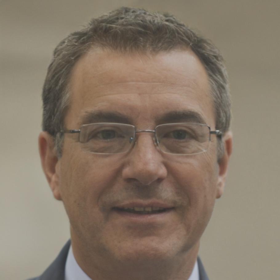 Ritratto professionale di Ettore Barone